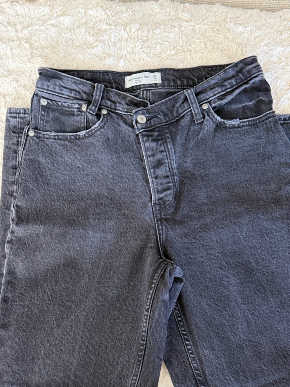 Abercrombie & Fitch Women's Washed Black Dad High-Rise Jeans 6R